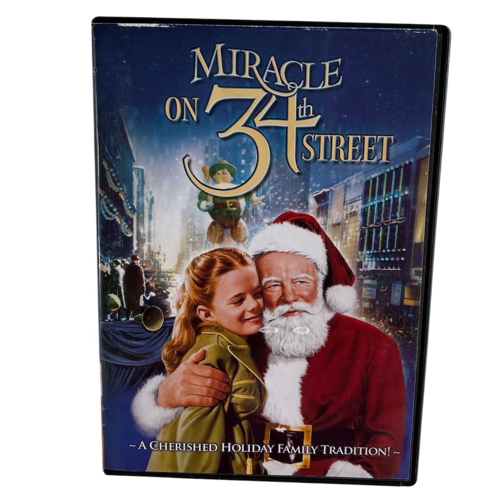 Miracle on 34th Street DVD Classic Christmas Holiday Family Movie 2-Disc Set